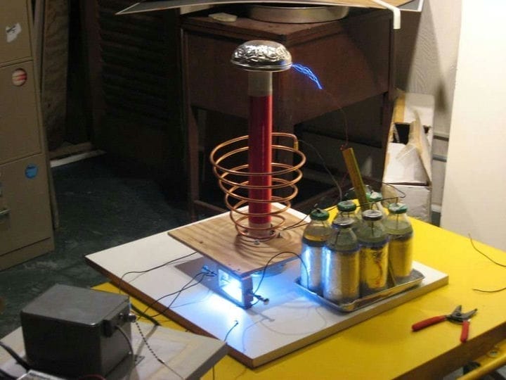 How to assemble a Tesla coil with your own hands